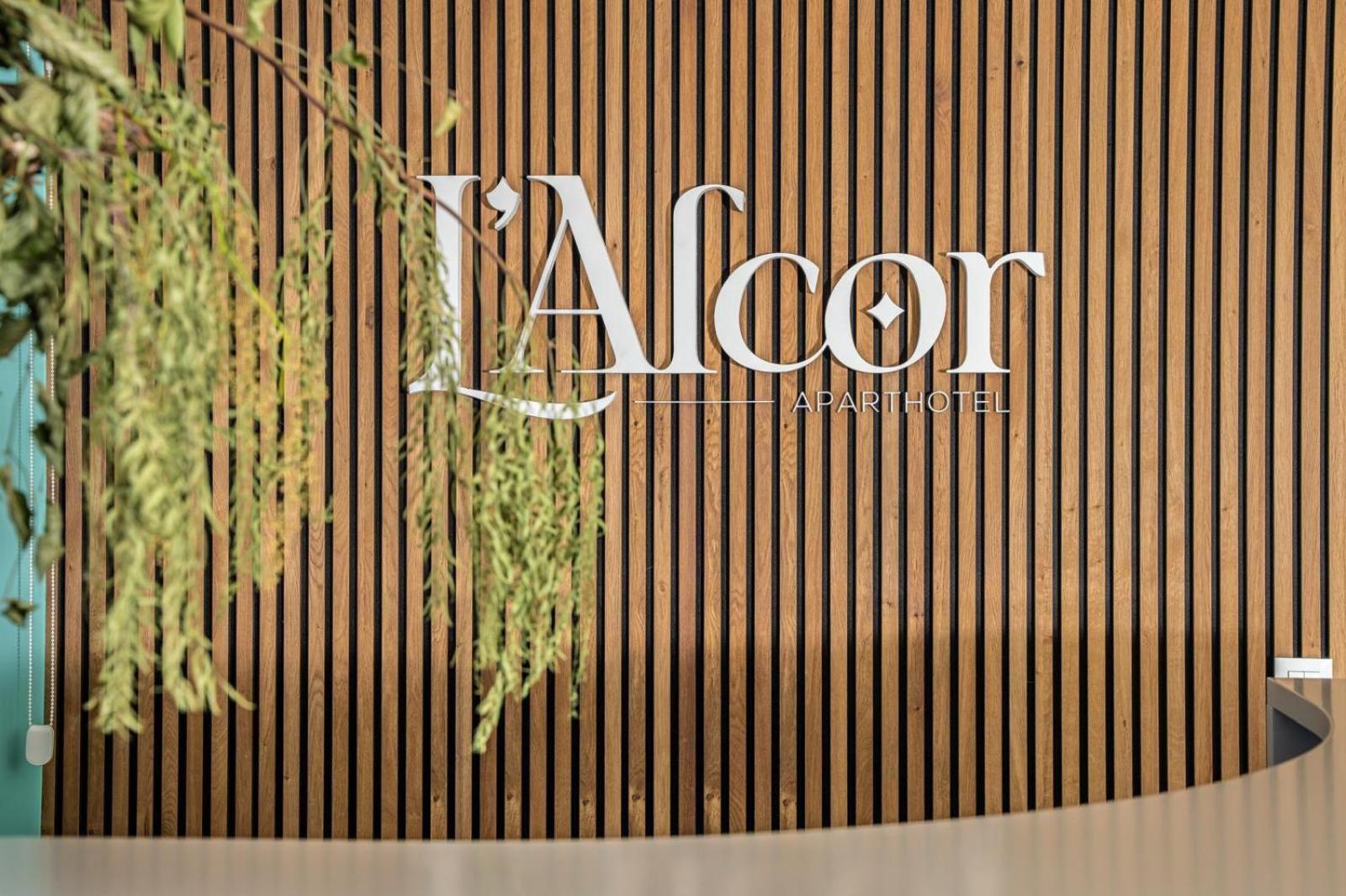 L'Alcor Aparthotel อาลิกันเต ภายนอก รูปภาพ