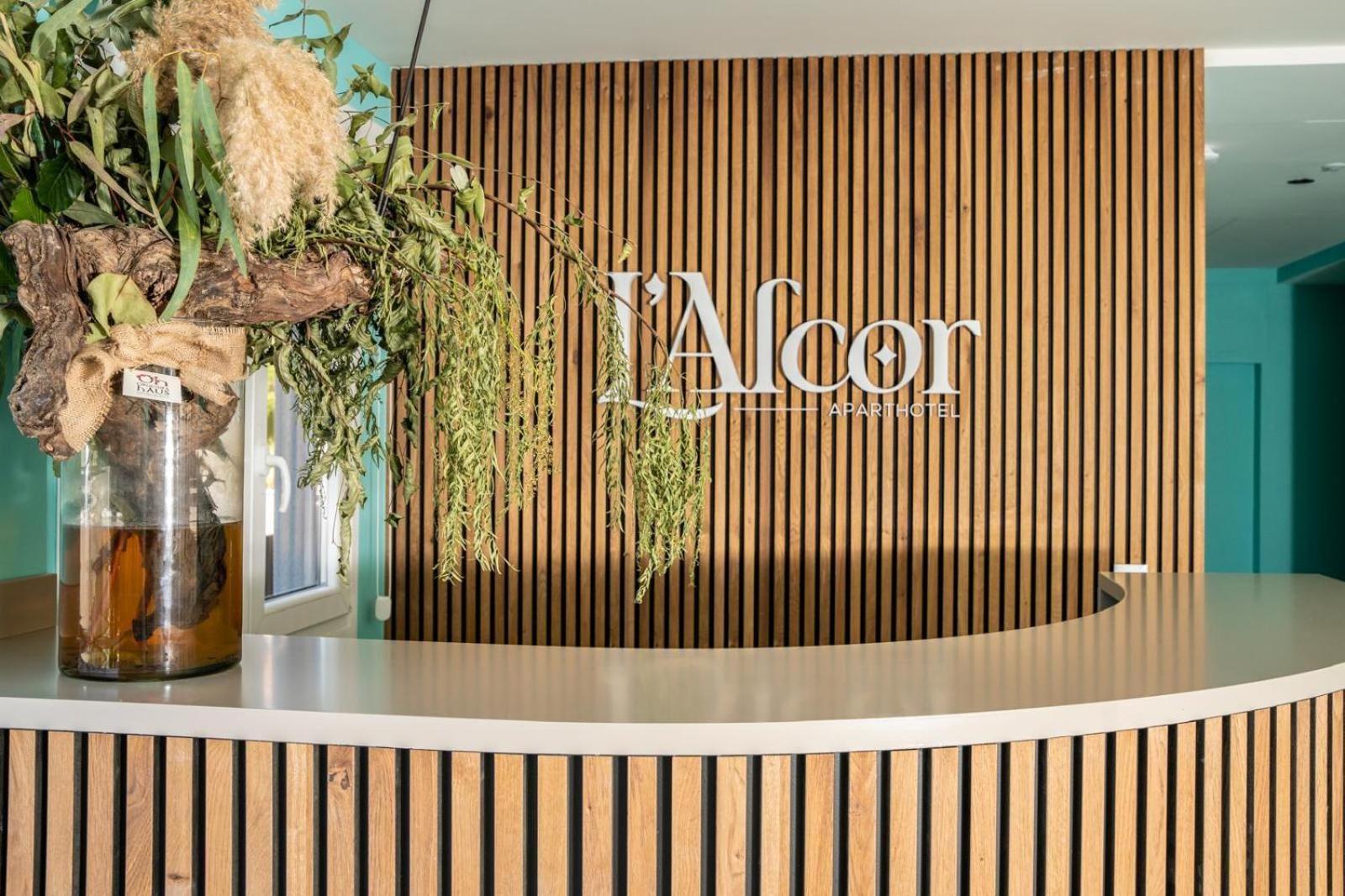 L'Alcor Aparthotel อาลิกันเต ภายนอก รูปภาพ
